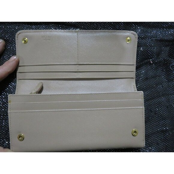 Prada Blush Pink Italian Saffiano Leather Ribbon Bow Embellished Bi-Fold Wallet - Picture 9 of 15